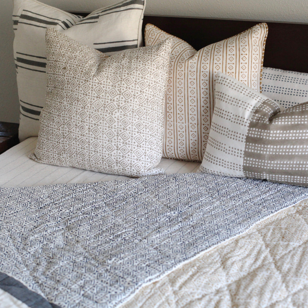 luxury 100% linen pillows and quilts