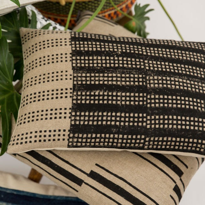 Nepsa Black Band linen pillow